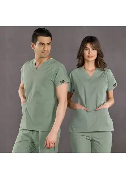 Çizgi Medikal Küf Yeşili Doktor Hemşire Forması: Rahat ve Şık Sağlık Personeli Üniforması