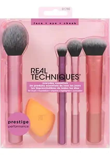 Real Techniques Everyday Essentials Makyaj Fırça Seti İncelemesi ve Kullanıcı Yorumları