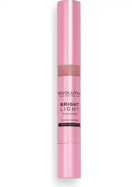 Revolution Bright Light Aydınlatıcı Divine D. Pink: Doğal Parlaklık ve Uzun Süreli Kalıcılık