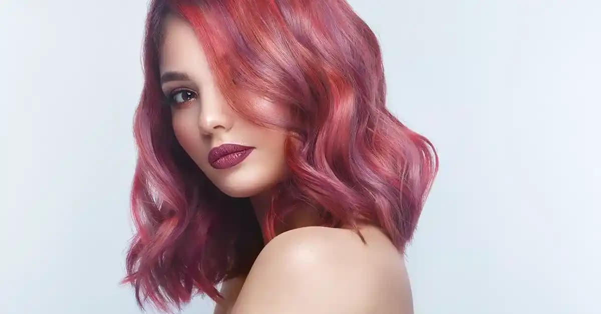 2024 Saç Modası Trendleri: Doğal ve Şık Görünümler İçin Güncel Stil Önerileri