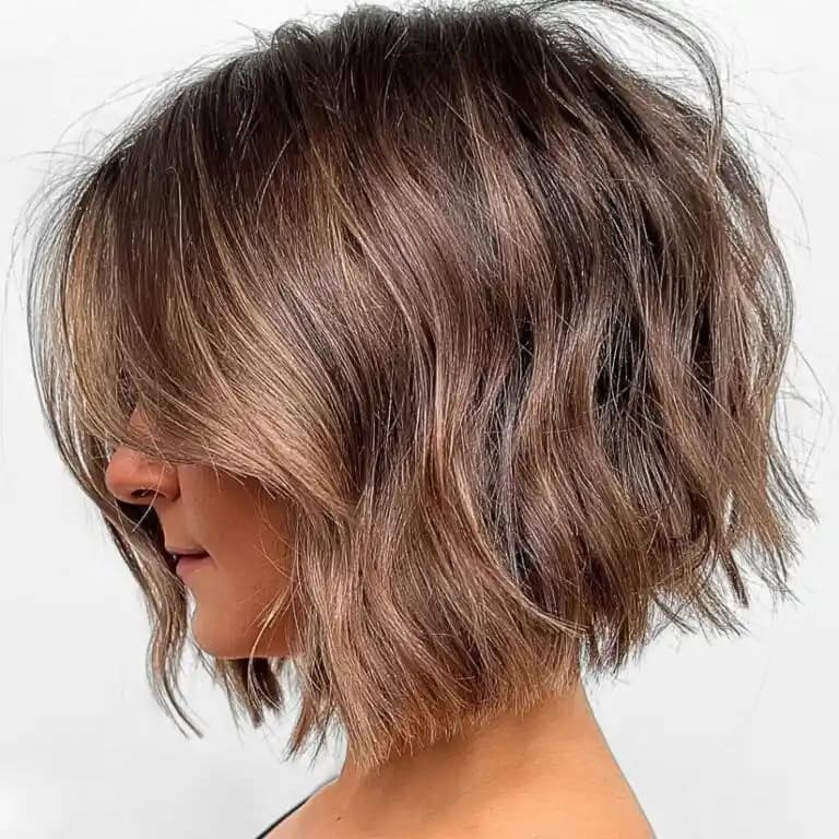 2025 Yılında En Popüler Kısa Saç Modelleri ve Trendler Hakkında Detaylı Rehber