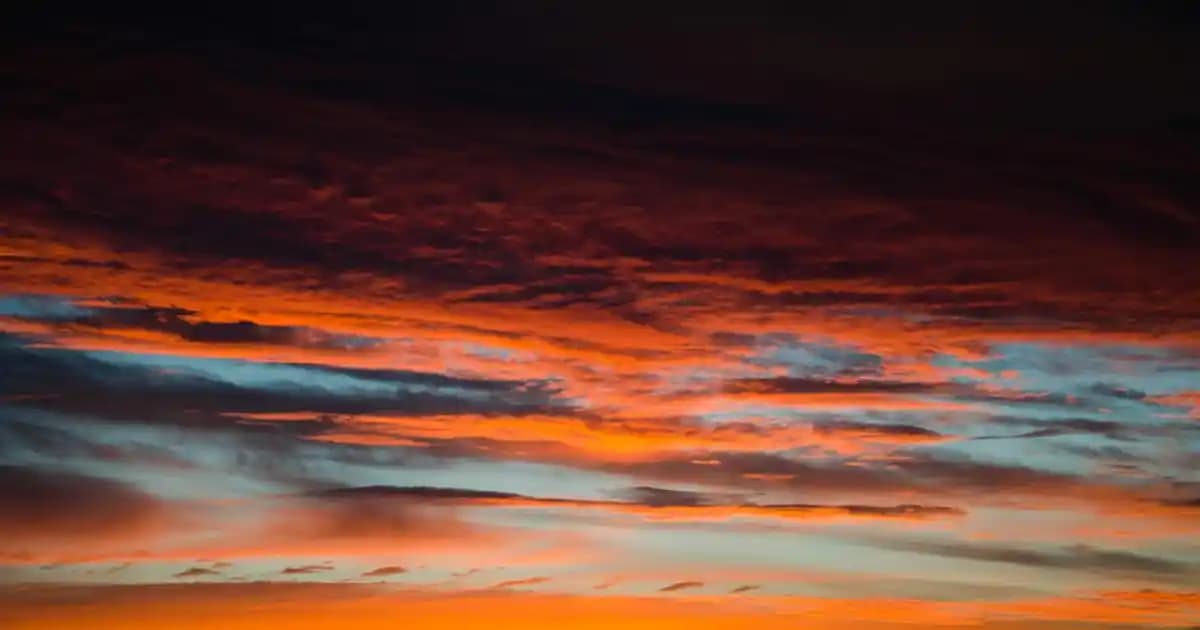 80'ler ve 90'lar Makyaj Trendleri: Moda ve Kendini İfade Etme Sanatı