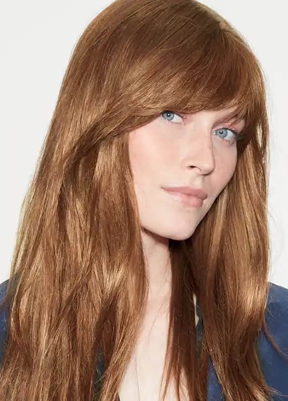 Açık Karamel Saç Rengi: Doğallık ve Şıklığı Bir Arada Sunan Modern Seçenekler