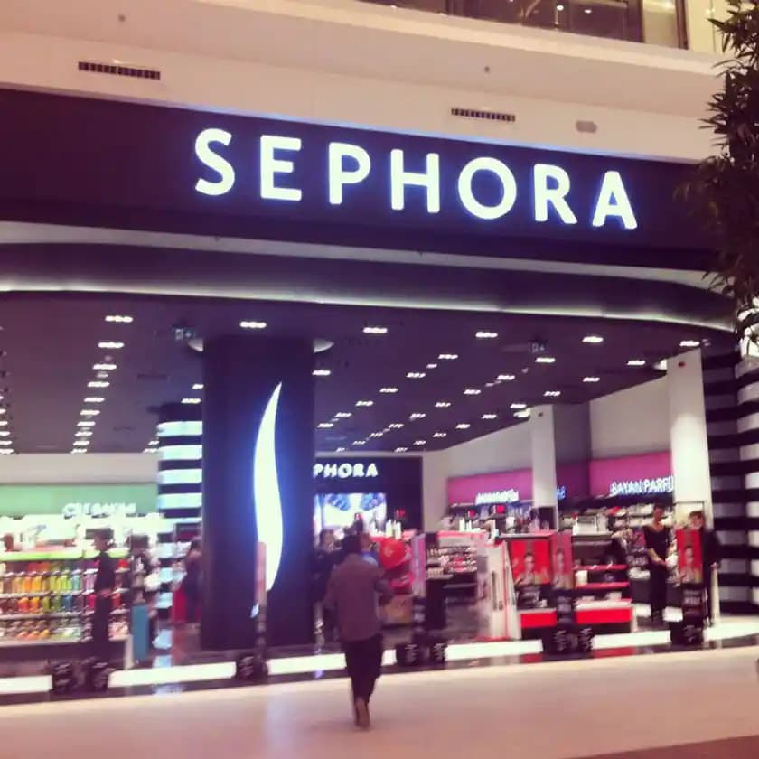 Akasya AVM’de Sephora Mağazası: Kozmetik Tutkunlarının Yeni Gözde Noktası