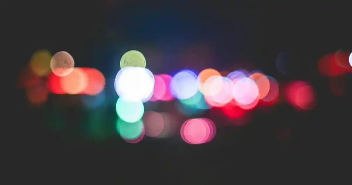 Avon Mocha Ruj Koleksiyonu: Doğal ve Şık Dudak Makyajı İçin En İyi Seçenekler