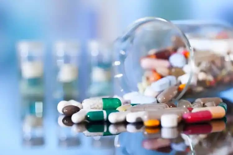 B12 Vitamini ve Cilt Sağlığı: Etki Süresi ve Kozmetik Uygulamaları Analizi