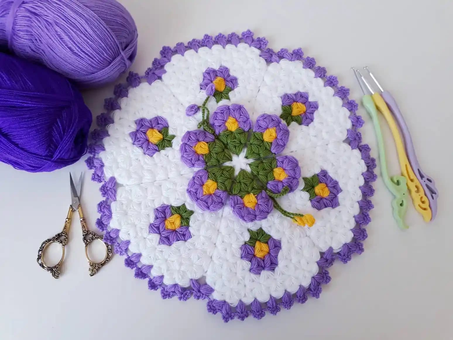 Banyo Lifleri ve Cilt Bakımında Doğru Seçim ve Kullanım İpuçları