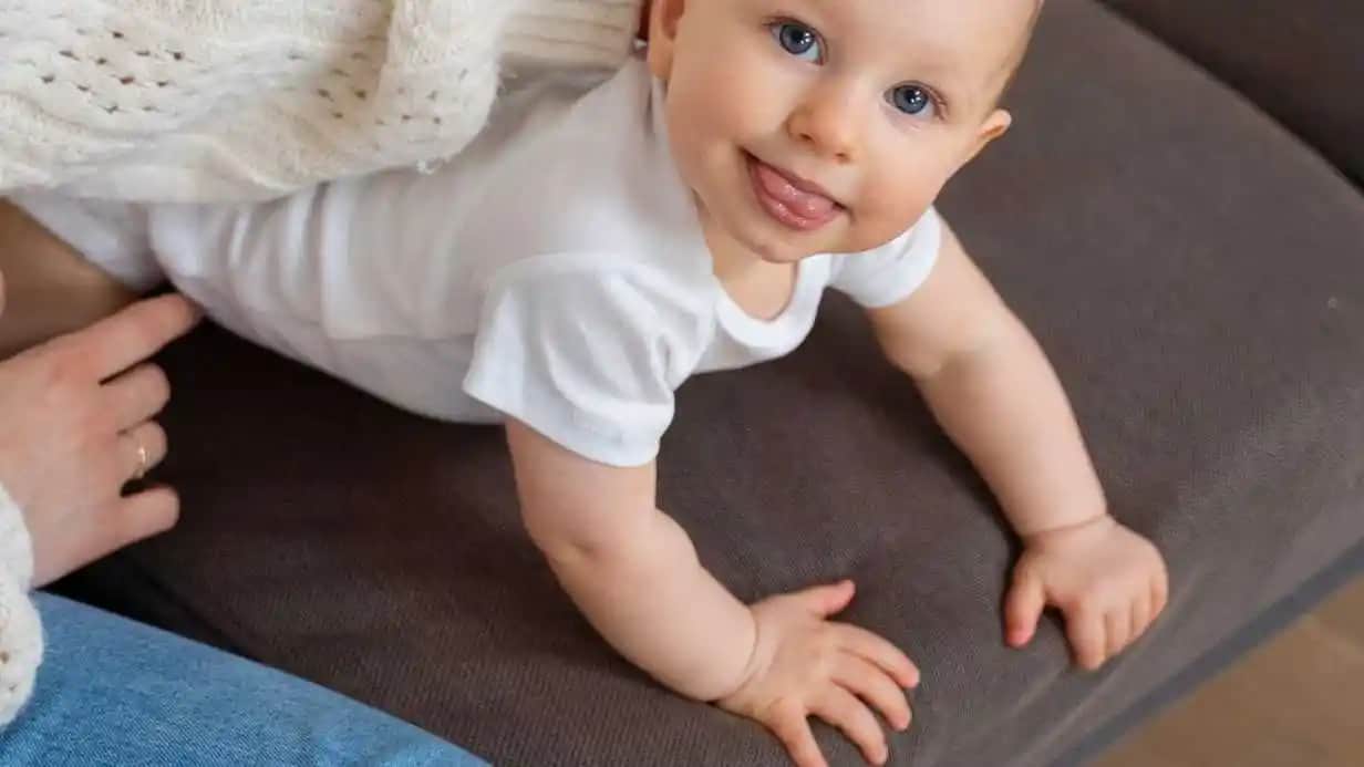 Bebeklerde Dil Temizliği ve Ağız Hijyeni İçin Güvenilir Rehber