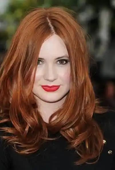 Beyaz Tenli Ciltler İçin Uygun Saç Renkleri ve Bakım İpuçları Rehberi