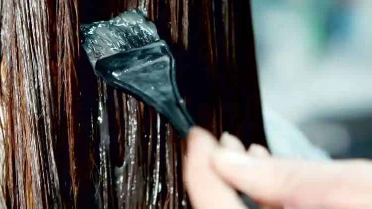 Boyalı Saç ve Bitlenme: Gerçekler ve Yanlış Bilinenler Hakkında Bilmeniz Gerekenler