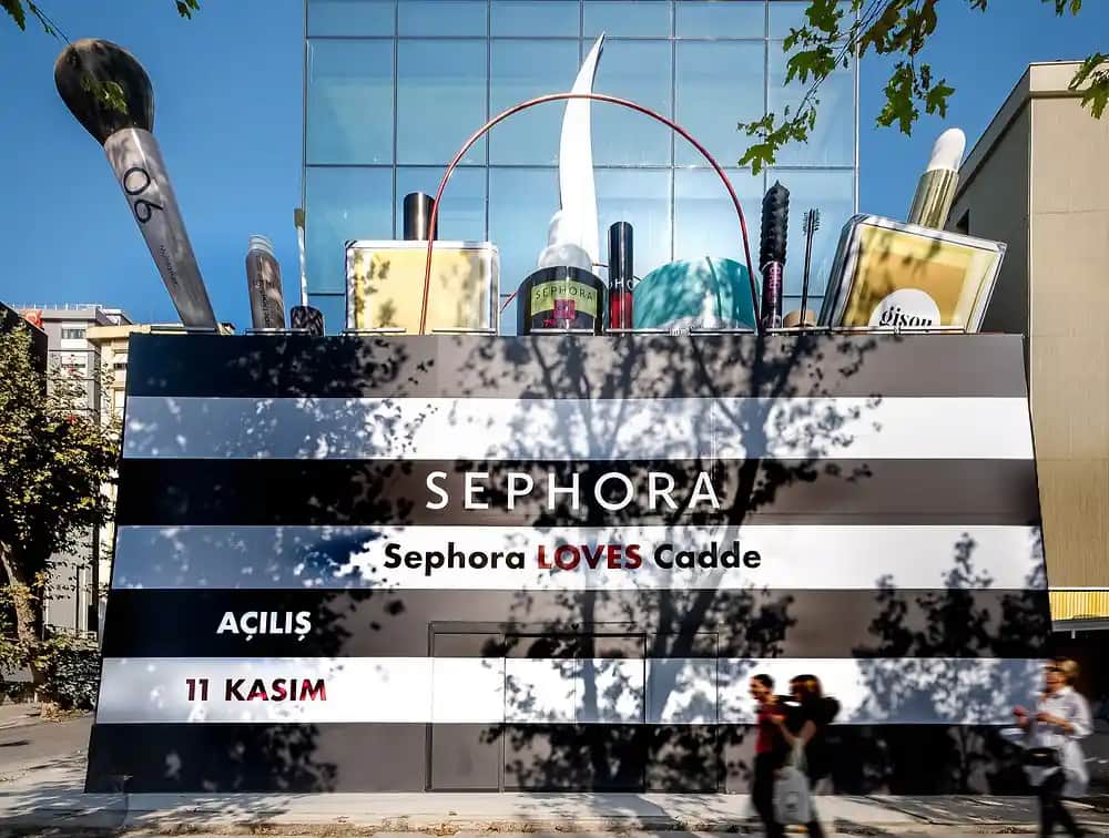 Cadde Sephora: İstanbul'da Kozmetik Trendleri ve Güvenilir Ürünler Rehberi