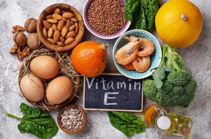 E Vitamini Kozmetik Ürünlerinde Kullanımı ve Faydaları: Doğal Güzelliğin Sırrı