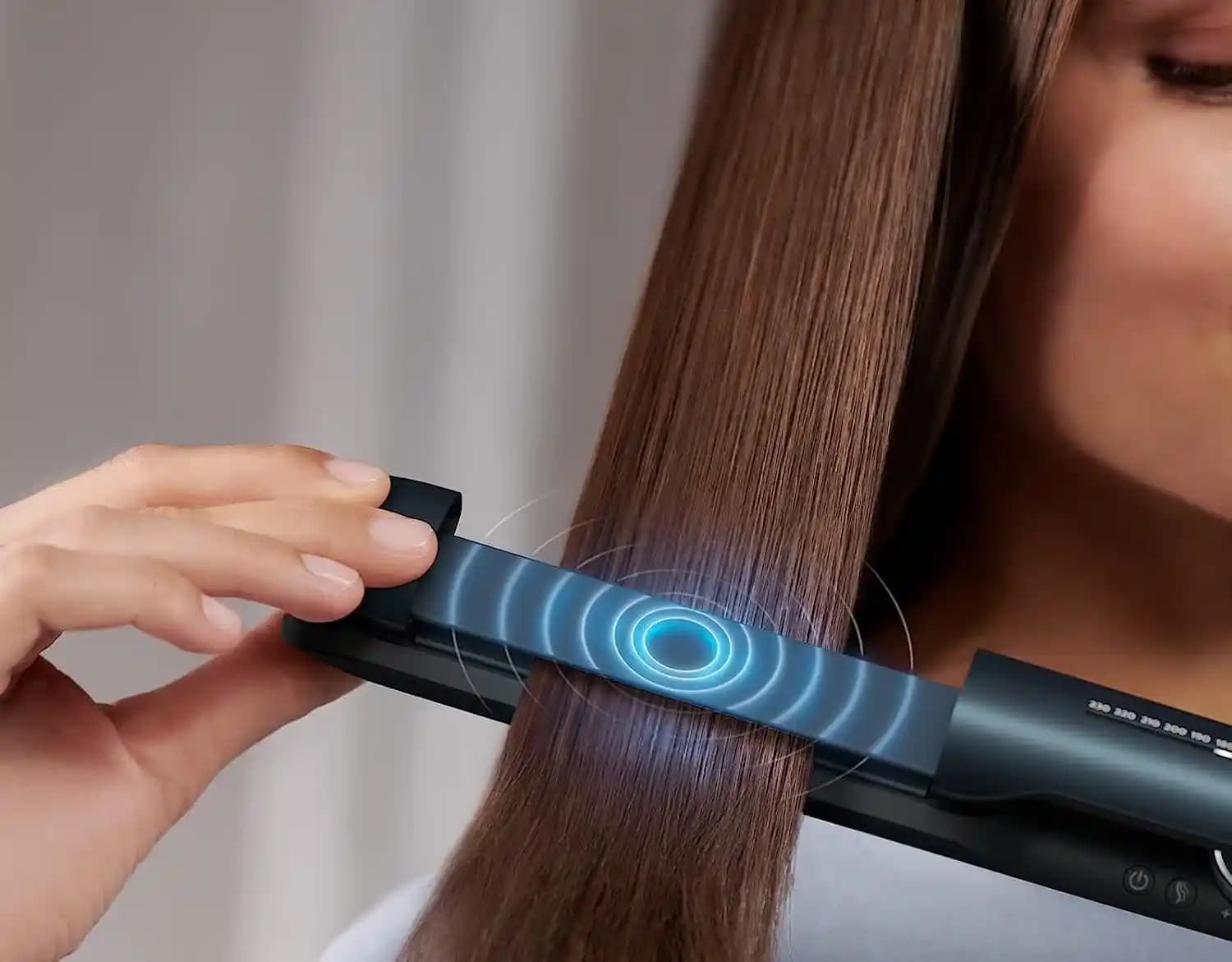 En İyi Saç Düzleştirici Seçimi: Hangi Model Size Uygun ve Güvenli Kullanım İpuçları