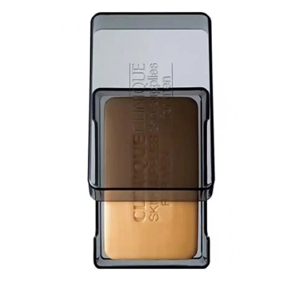 Erkekler İçin Yağlı Cilt Bakımı Rehberi: Temizlik, Nemlendirme ve Doğal Çözümler