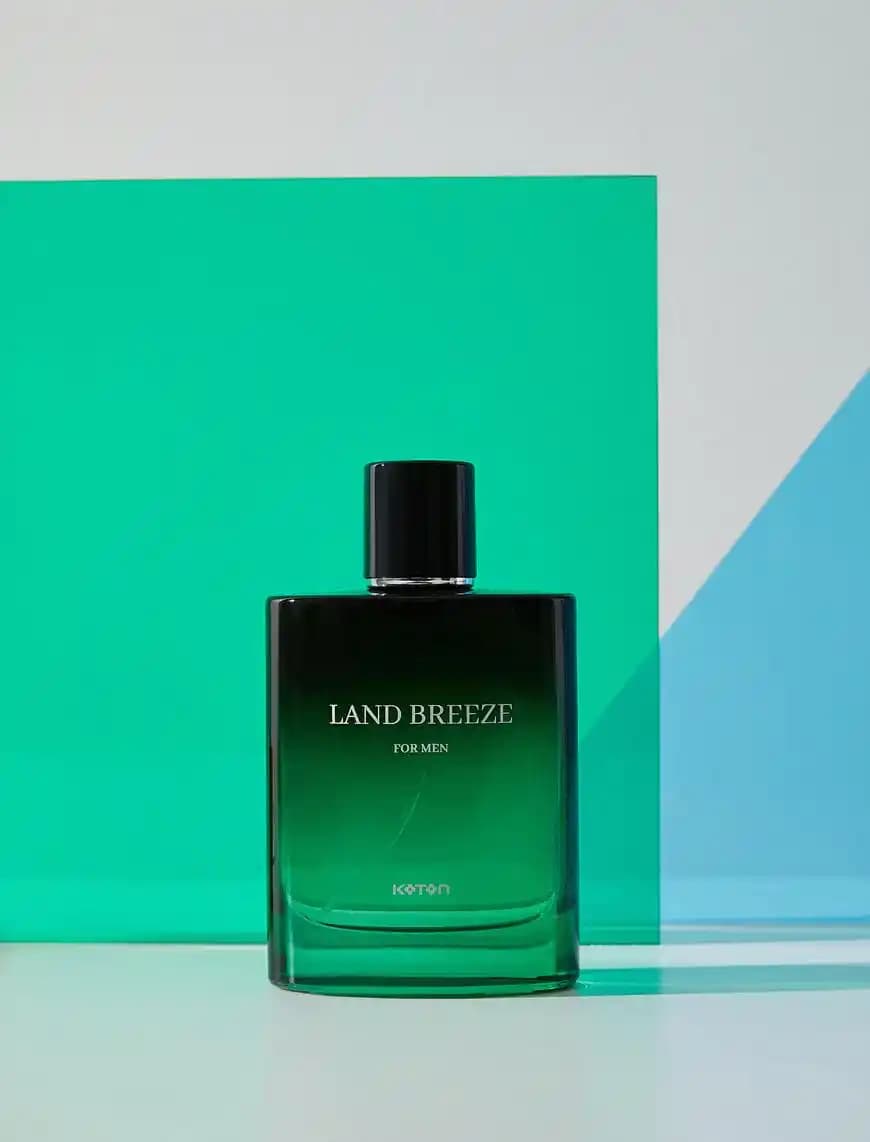 Erkekler İçin Yeşil Parfüm: Doğanın Ferahlatıcı ve Enerjik Kokuları Hakkında Bilgiler