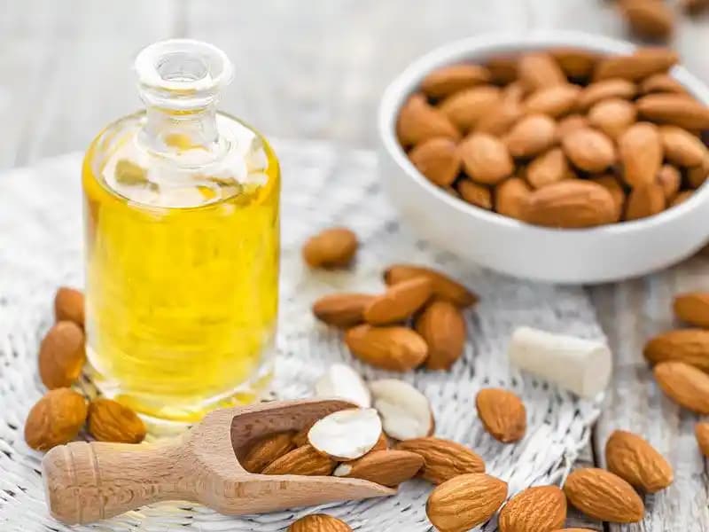 Evde Badem Yağı Nasıl Yapılır: Doğal Güzellik İçin Adım Adım Rehber