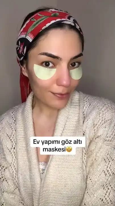 Evde Doğal Göz Maskeleri ile Göz Sağlığınızı ve Güzelliğinizi Artırma Yöntemleri