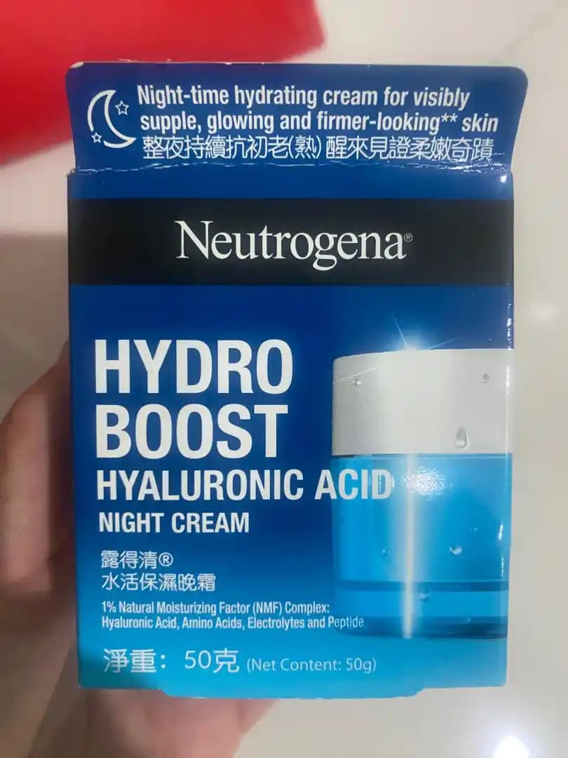 Gece Kremleri ve Cilt Bakımında Önemi: Doğru Seçim ve Kullanım İpuçları