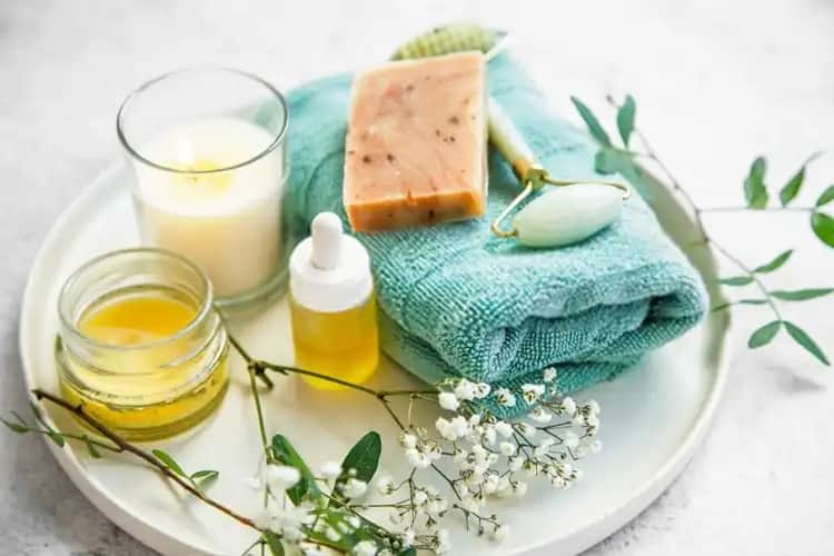 Genital Bölgeye Krem Sürmek Güvenli mi Kozmetik ve Sağlık Açısından İnceleme