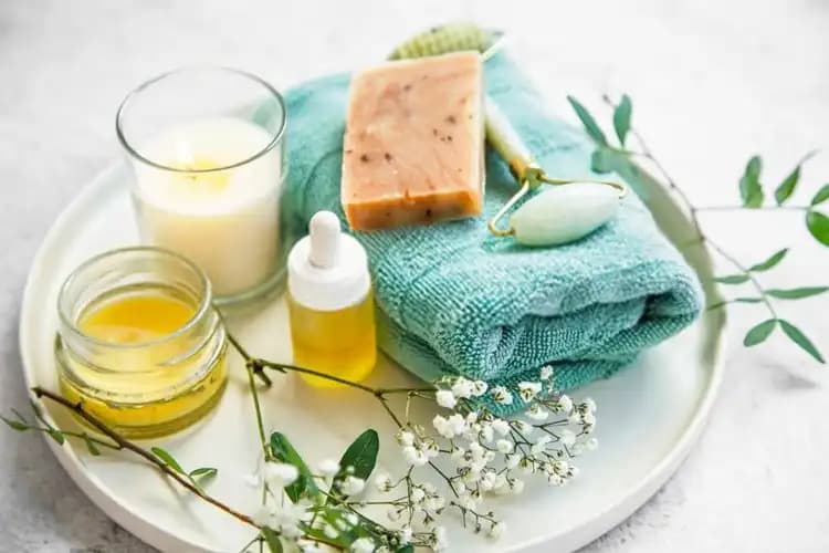 Genital Bölgeye Krem Sürmek Güvenli mi Kozmetik ve Sağlık Açısından İnceleme