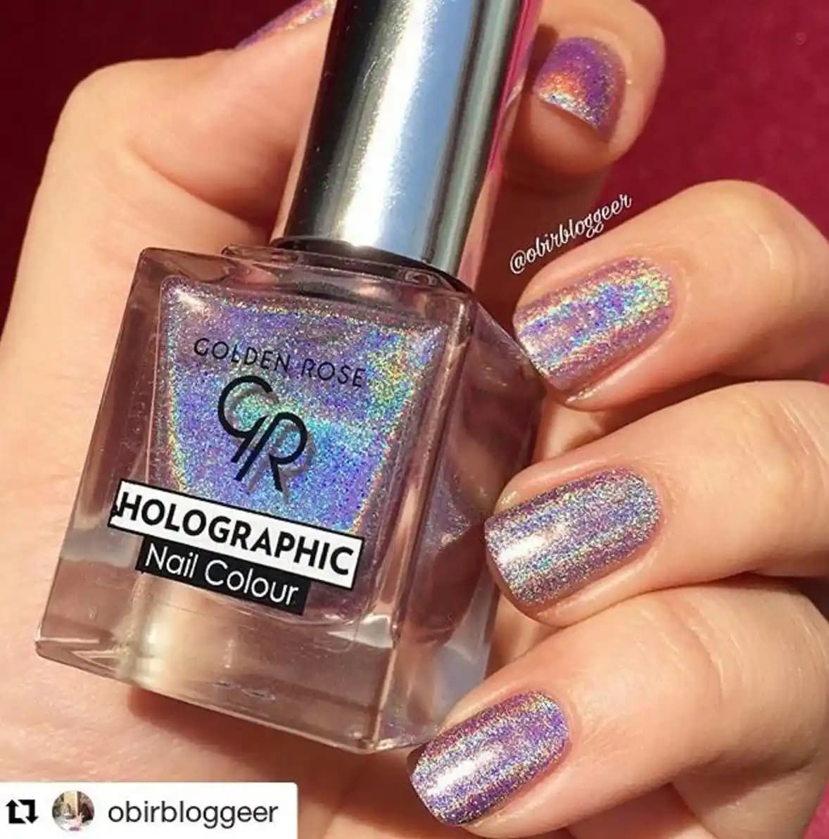 Gold Rose Holografik Oje: Parlak ve Renkli Tırnak Tasarımlarında Güncel Trendler