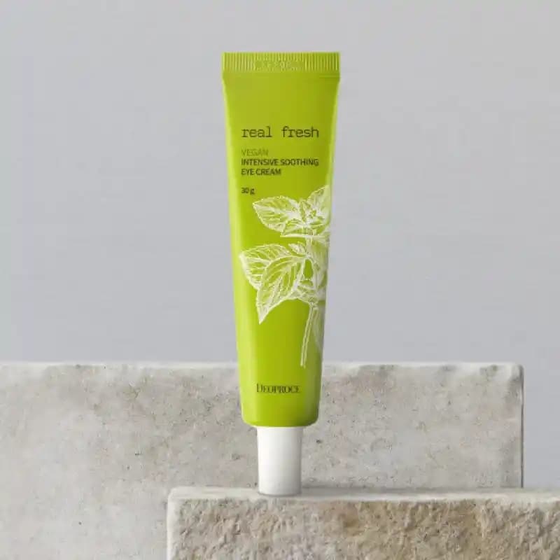 Göz Çevresi Bakımında Yeni Trend: Real Fresh Göz Kremi ve Doğal Çözümler