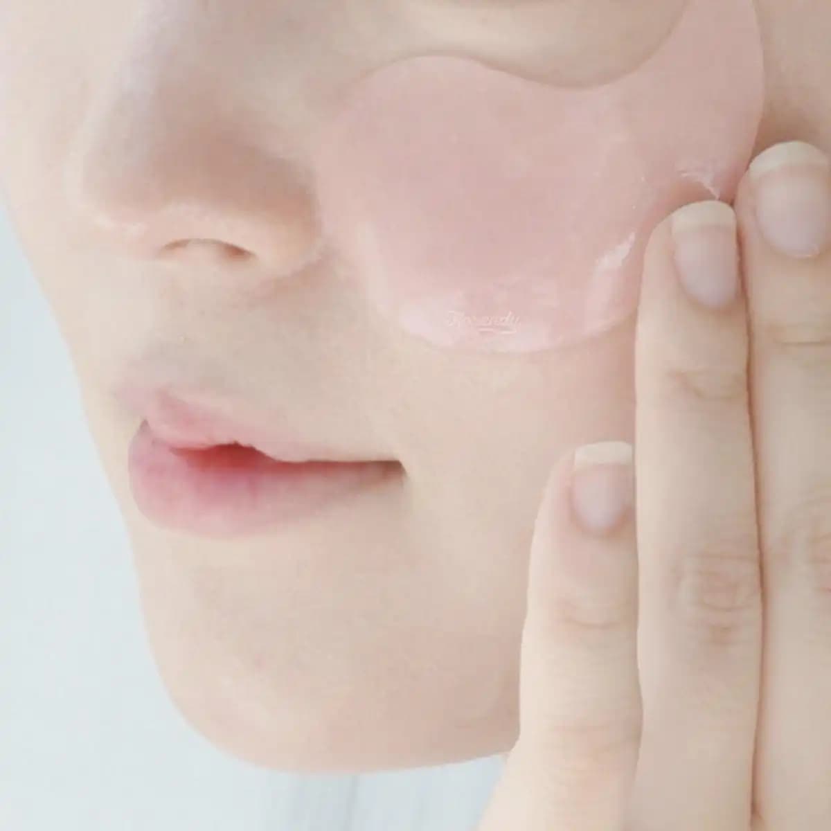 Gözaltı Bantları: Göz Çevresi Bakımında Etkili ve Güvenilir Çözümler