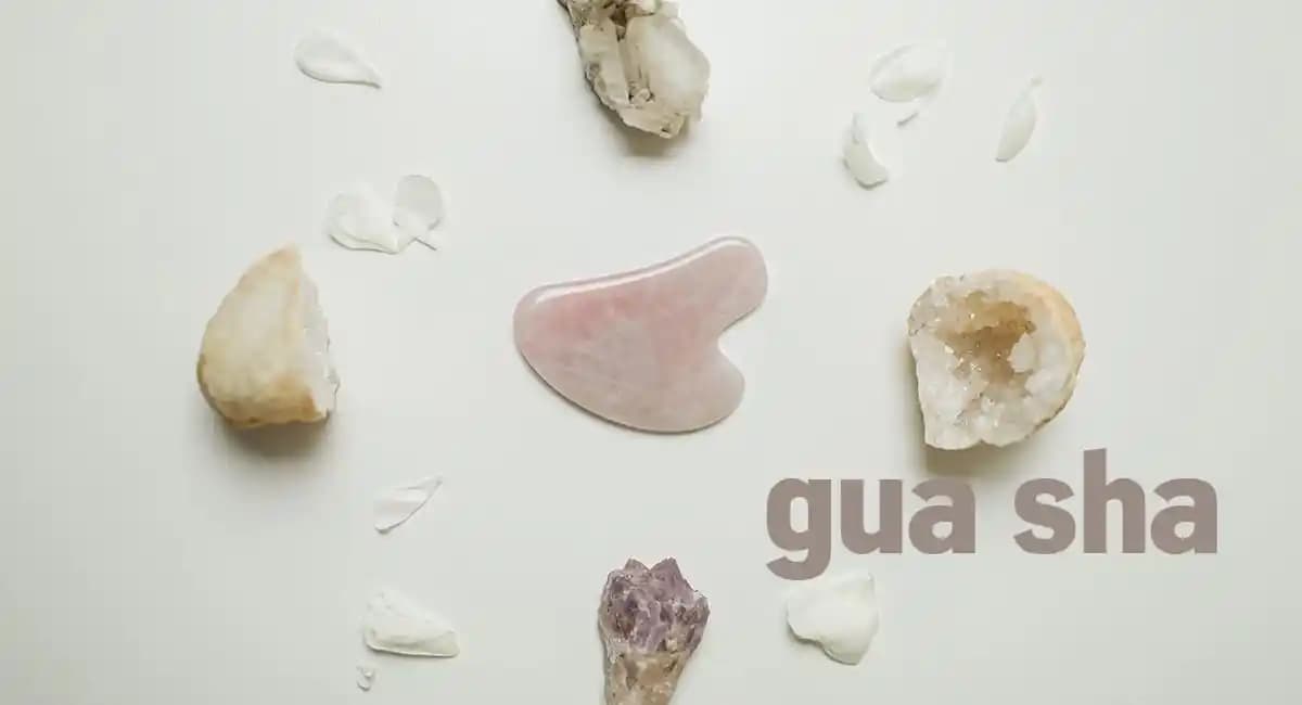 Gua Sha Taşı Seçimi ve Kullanımı Rehberi: Doğal Güzellik ve Sağlık İçin Tavsiyeler
