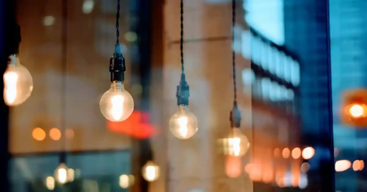 Gülsuyu: Doğal Kozmetik Ürünlerinde Güzellik ve Bakımın Sırrı