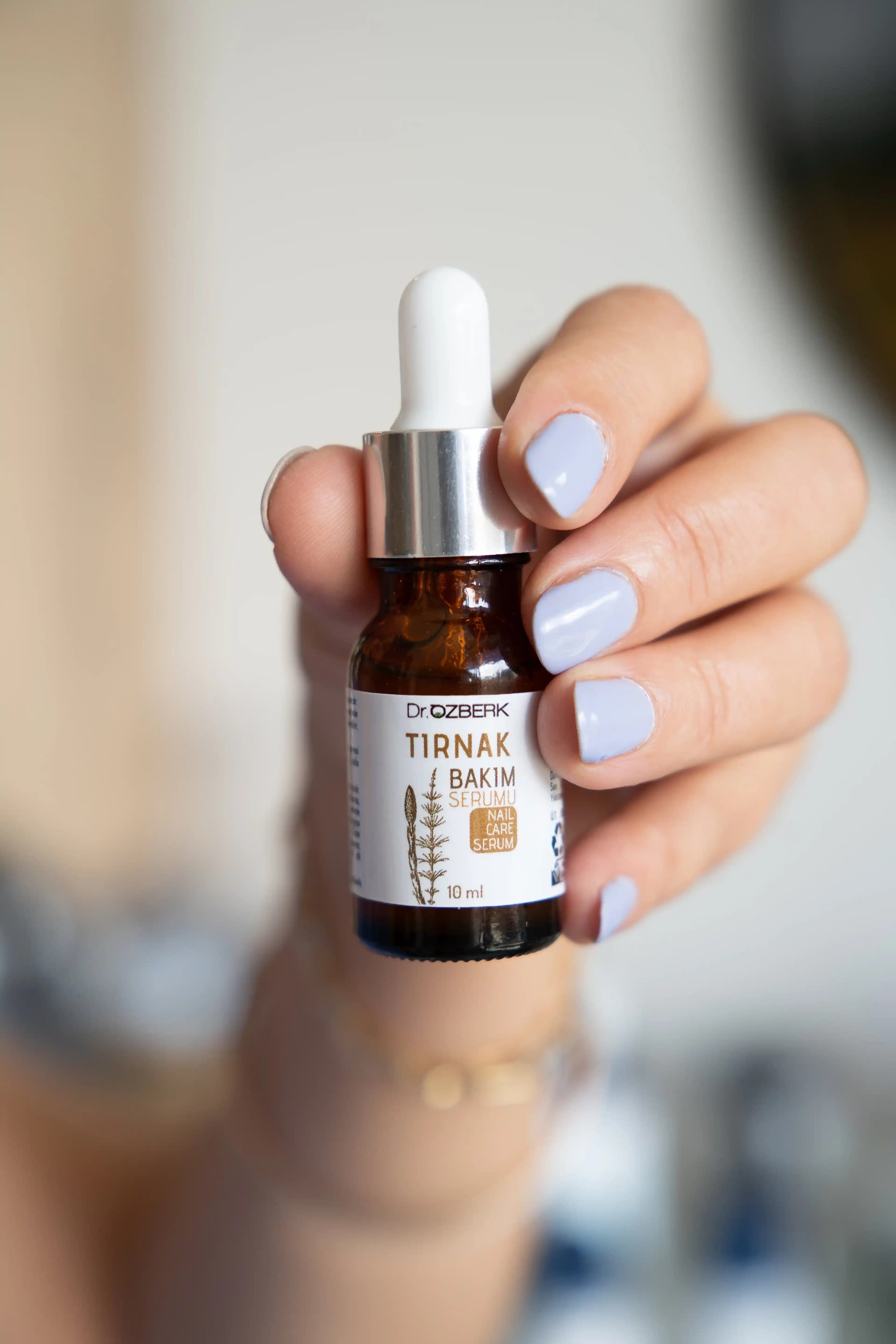 Heiler Tırnak Serumu ile Güçlü ve Sağlıklı Tırnaklara Doğru Adım Atın