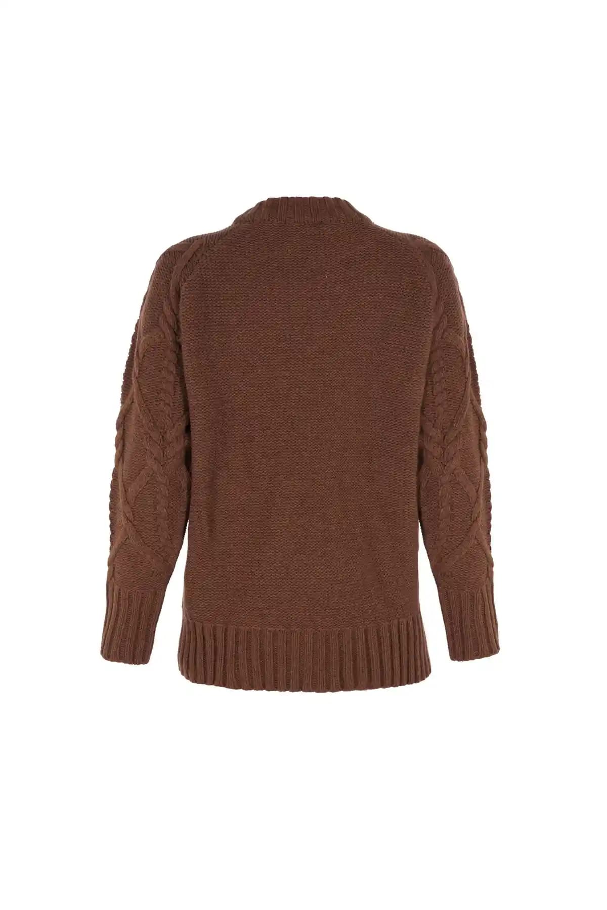 Kahve Saç Rengi Rehberi: Doğallık ve Sıcaklık Sunan Acı Kahve Tonları