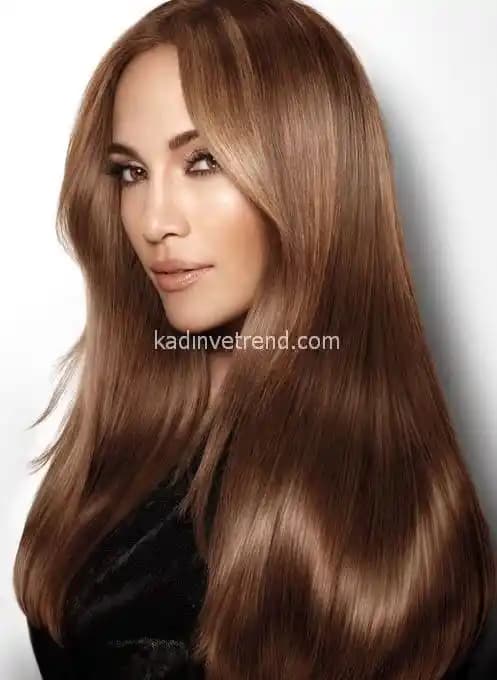 Kestane Kabuğu Saç Rengi: Doğal ve Sıcak Tonlarla Güzel Görünüm Yaratın