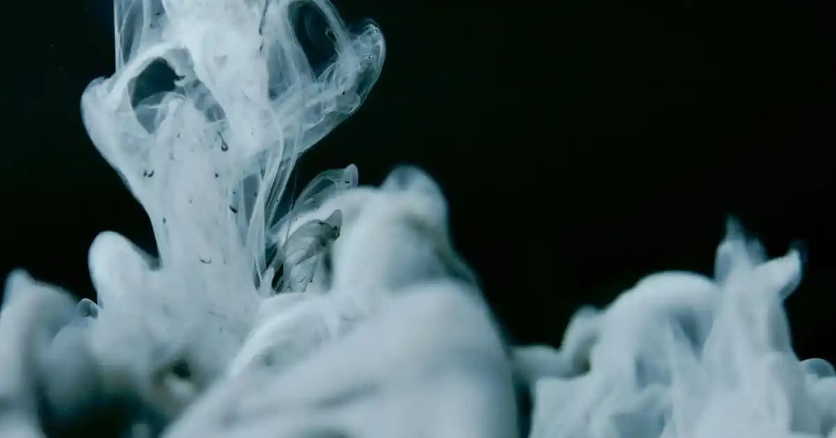 Kırmızı Sivilce Nedenleri, Tedavi Yöntemleri ve Cilt Bakımında Dikkat Edilmesi Gerekenler