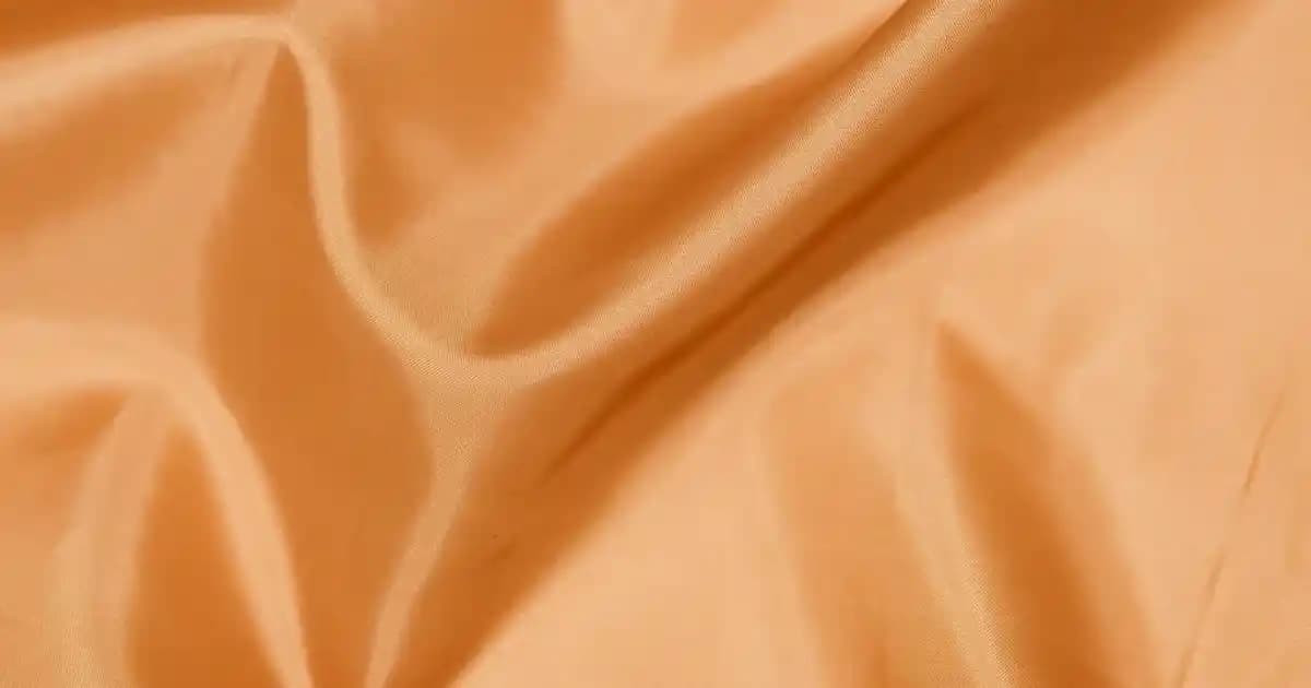 Kişisel Bakım Çantası Seçimi ve İçeriği: Günlük ve Seyahat İçin Pratik Rehber