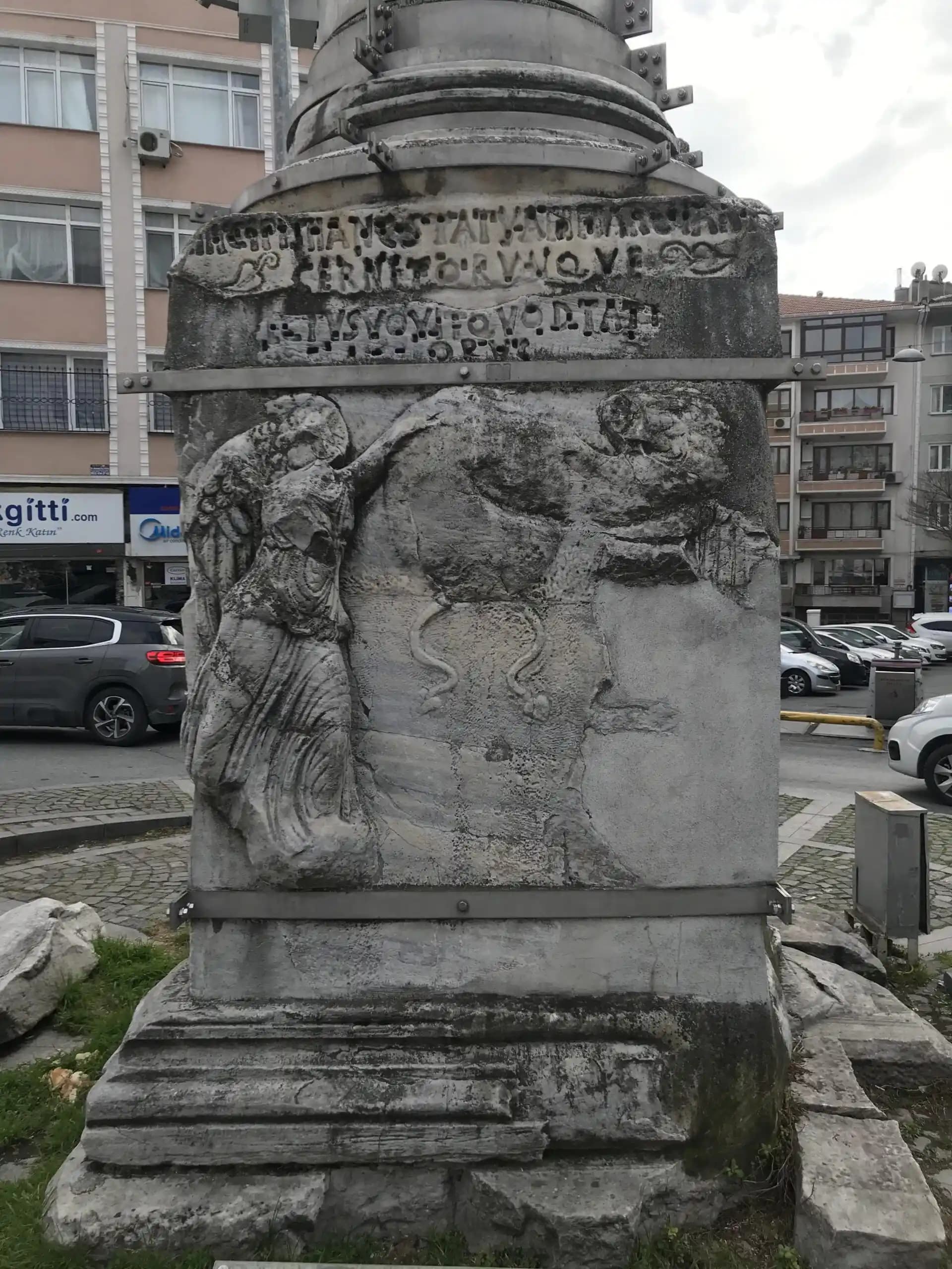 Kız Taşı Nedir? Güzellik ve Sağlıkta Kullanım Alanları ile Doğal Minerallerin Faydaları