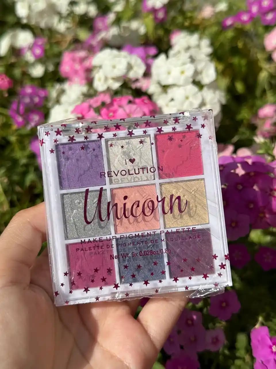 Kozmetikte Parıltı ve Işıltı Trendleri Revolution Sparkle ile Güncel ve Çekici Makyaj Çözümleri