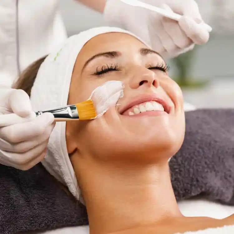 Lifting Cilt Bakımı Nedir, Faydaları ve Güncel Teknikler Hakkında Bilgi