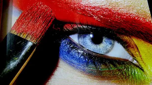 Marjinal Makyajın Yaratıcılığı ve Kendini İfade Etme Gücü Üzerine Kapsamlı Bir Rehber