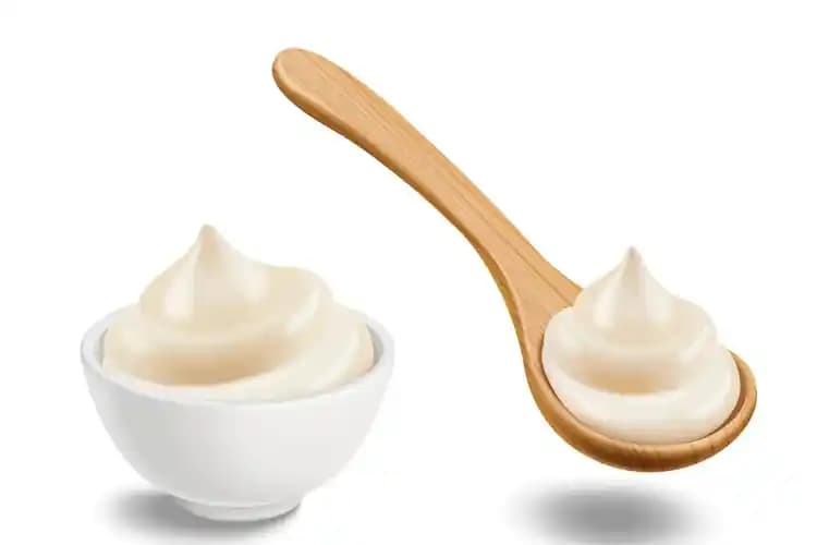 Mayonez ve Sivilce İlişkisi: Cilt Sağlığına Etkileri ve Doğru Bakım Yöntemleri