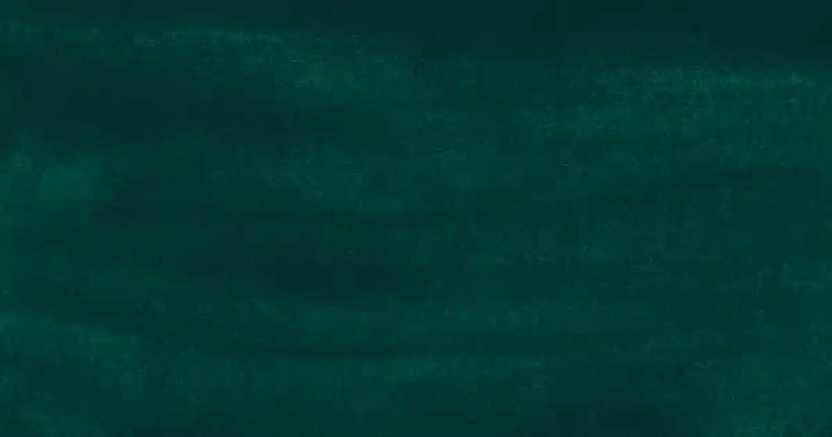 Note Flawless Matte Fondöten SPF 15 ile Mat Görünüm ve Güneş Koruması Sağlayan Makyaj Ürünü