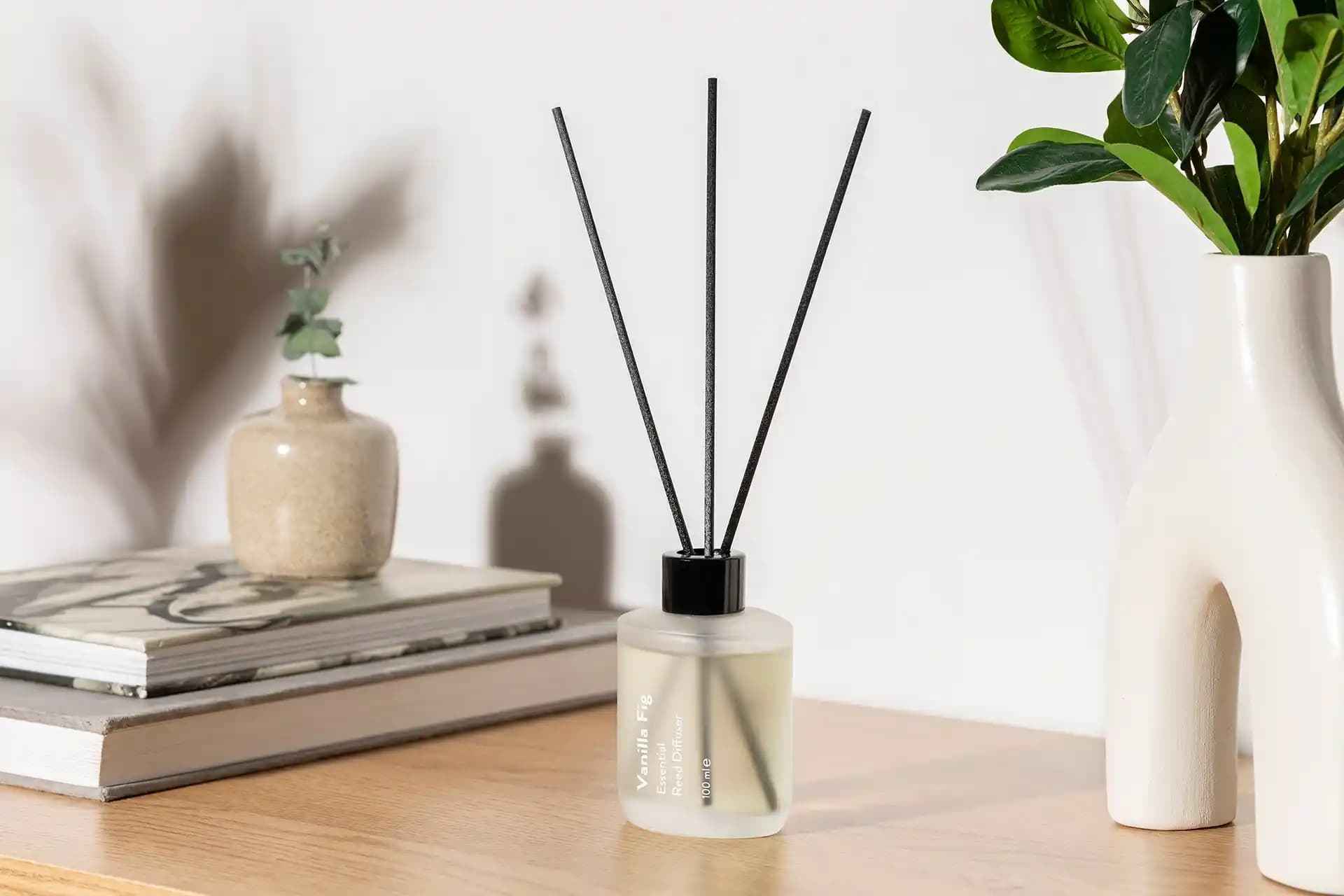 Oda Kokusu ve Kozmetik Dünyasındaki Yeri: Evde Şıklık ve Ferahlık Sağlayan Ürünler