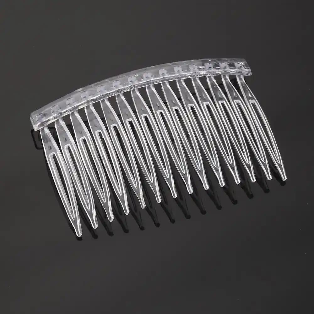 Plastik Taraklar: Güzellik ve Bakım Dünyasında Günümüz ve Geleceğin Temel Araçları