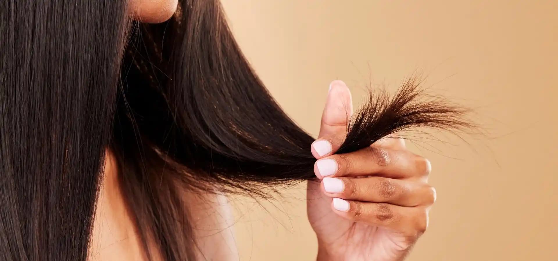 Saç Kırıklarını Önlemek ve Sağlıklı Parlak Saçlara Kavuşmak İçin Etkili Bakım Yöntemleri