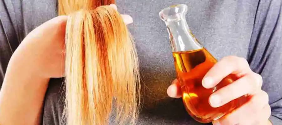 Saç Sirkesi Nedir? Doğal Saç Bakımında Güçlü ve Etkili Bir Alternatif