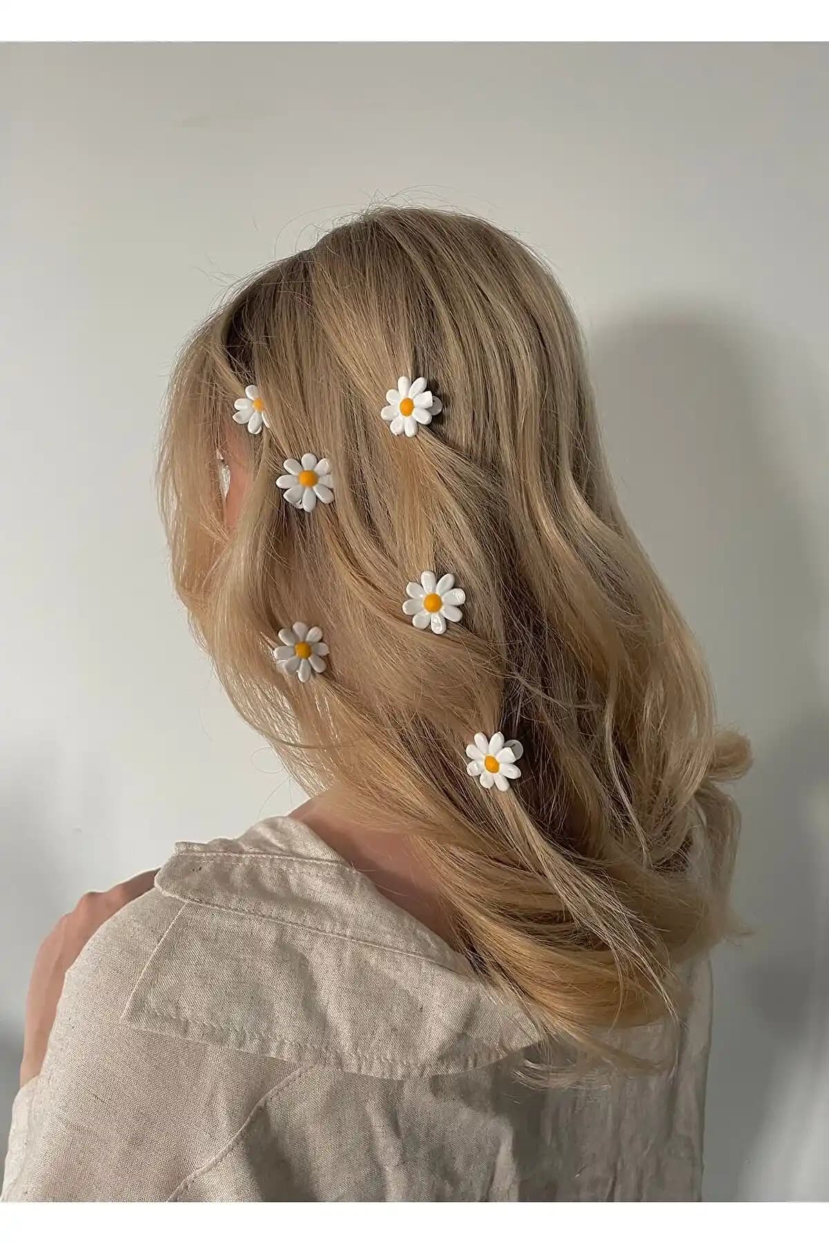 Saç Süsleri Türleri ve Trendleri ile Tarzınızı Tamamlayın