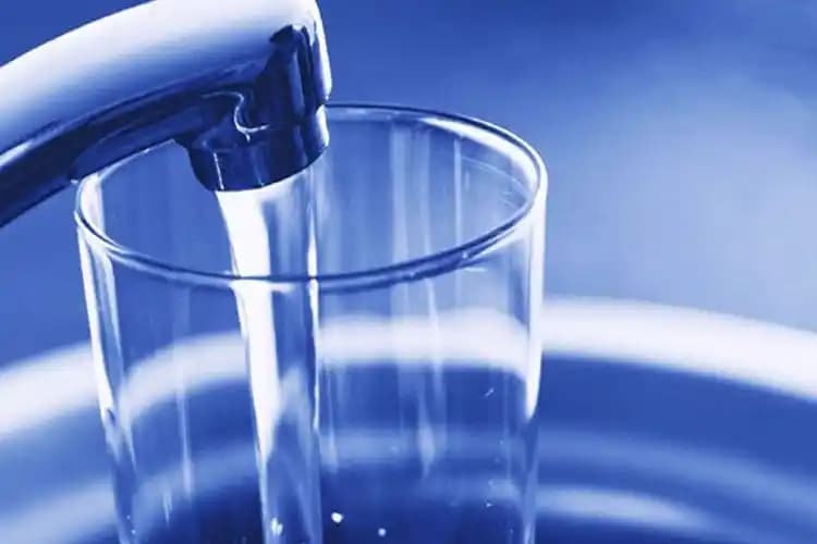 Saf Su Kullanımı ve Güvenilir Satıcılar ile Kozmetik Ürünlerin Kalitesini Artırma Rehberi