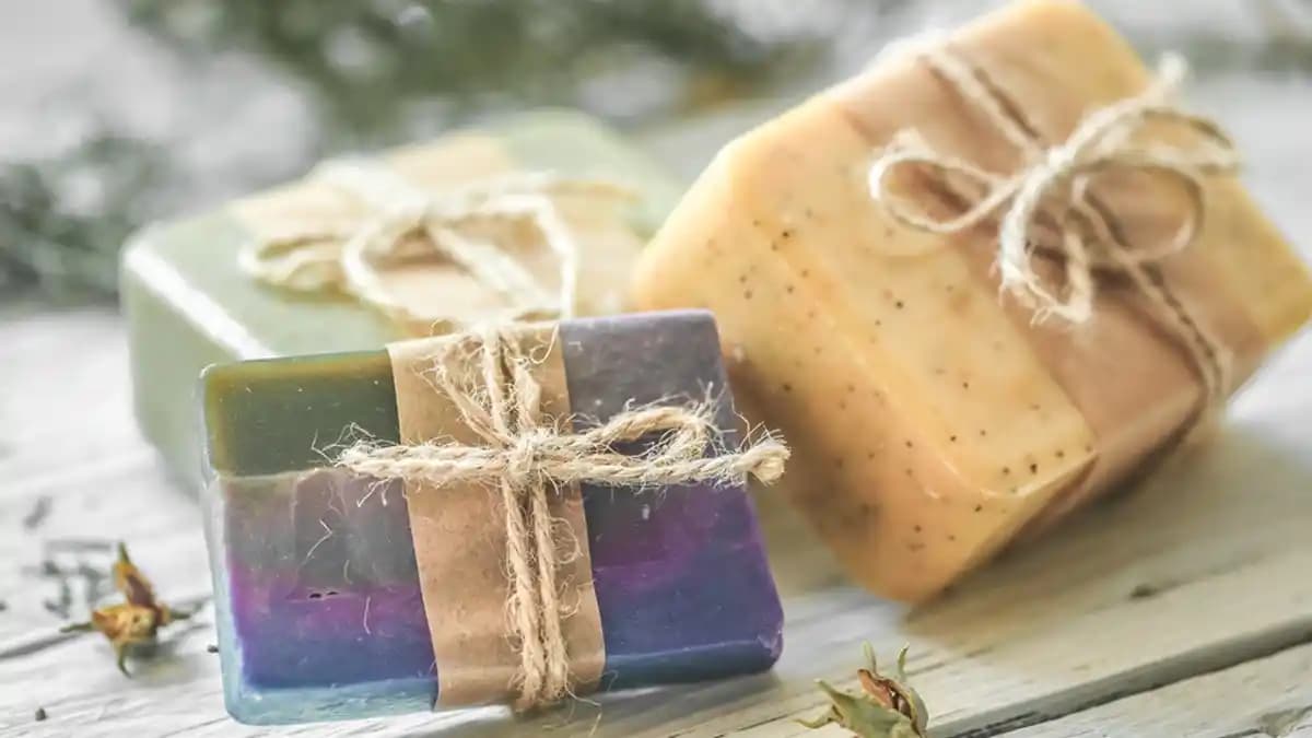 Sivilceye İyi Gelen Sabunlar ve Cilt Sağlığı İçin Doğru Tercihler