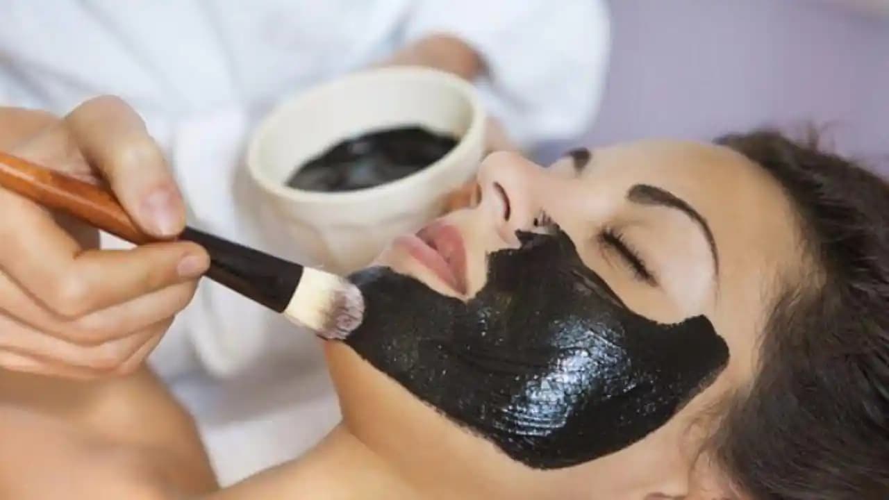 Siyah Maske Faydaları ve Doğru Kullanımıyla Cilt Sağlığını Destekleme