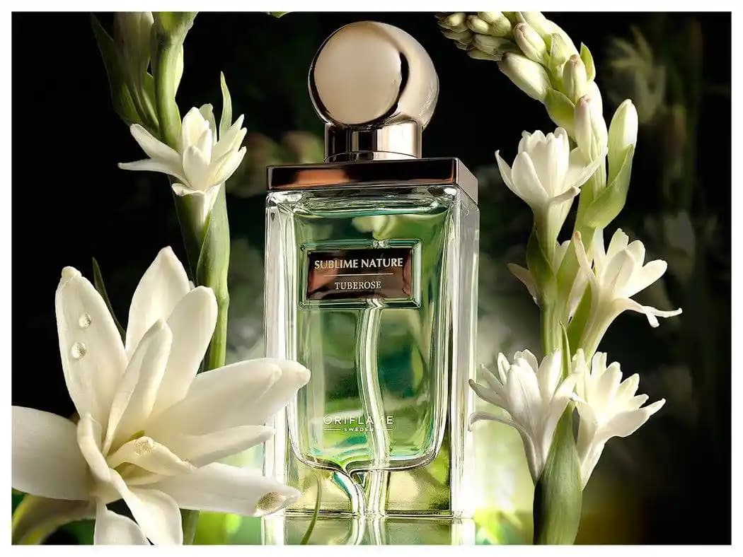 Tuberose Parfüm: Çiçeklerin En Büyüleyici Aroması ve Parfüm Seçim İpuçları