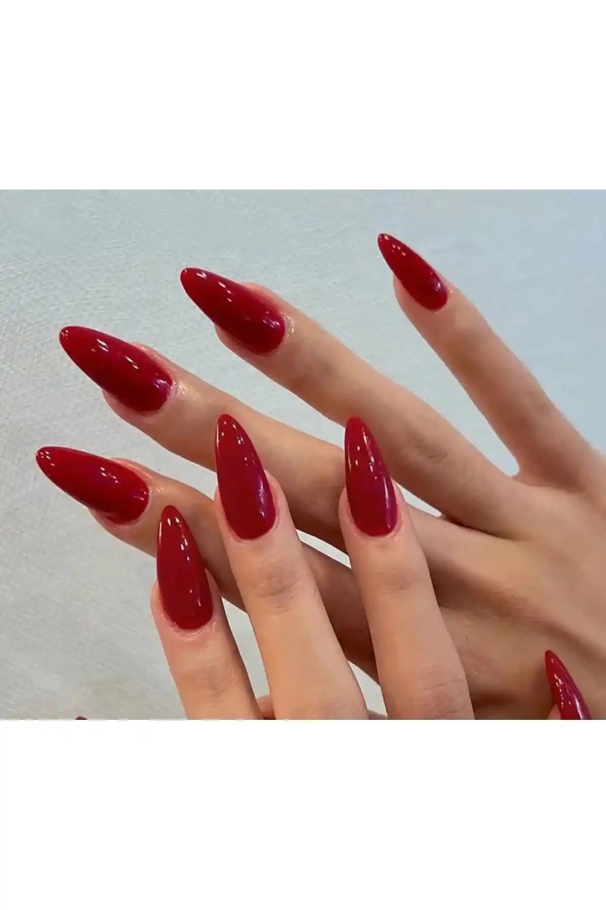 Uzun Badem Tırnaklar: Estetik ve Sağlık Dengesini Kurmanın Yolları